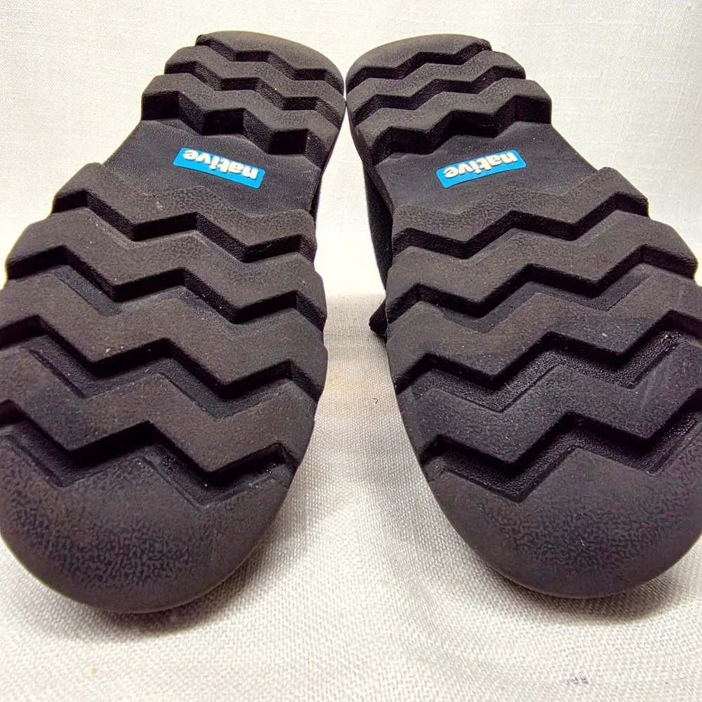 Native Kensington Treklite Boots Kids C13 Black Chelsea Slip On Lug Sole Rugged